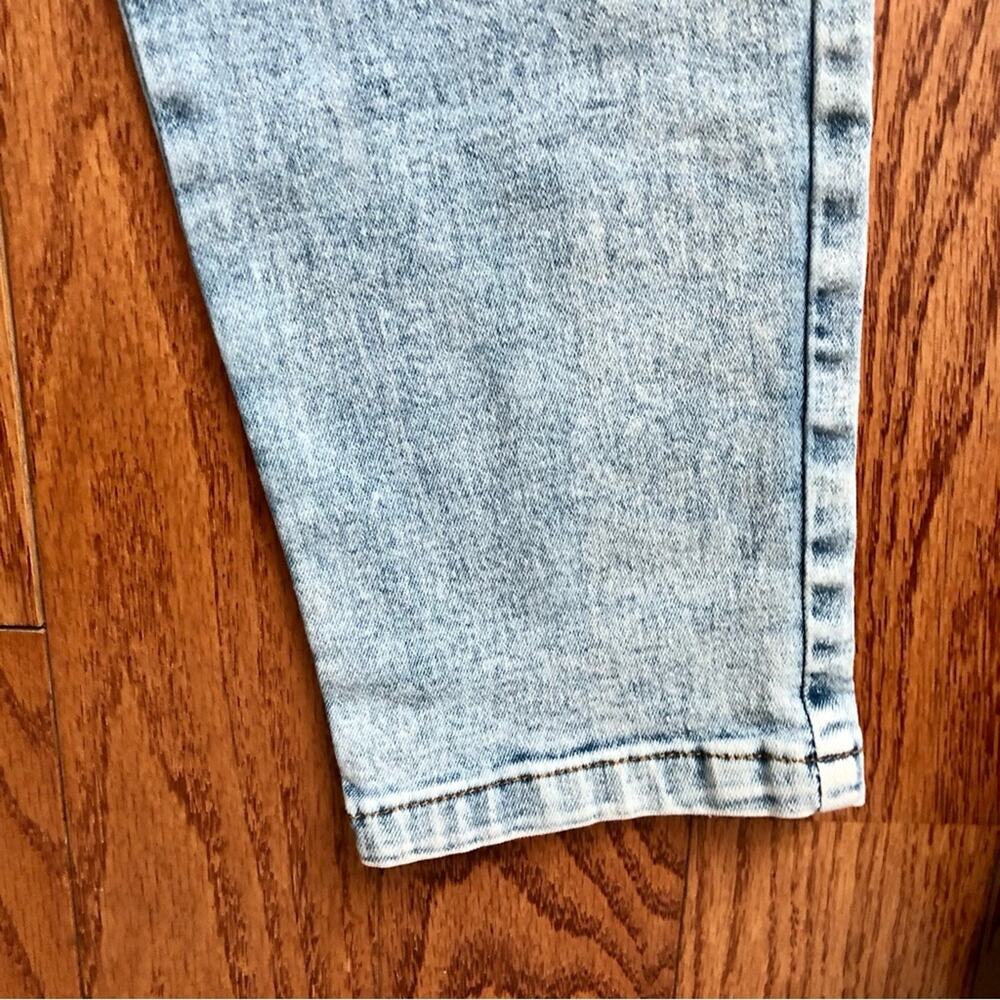 SHEIN Paper-bag Acid Wash Casual Light Blue Jeans Elastic Waist Girl’s Size 10 - Picture 5 of 8